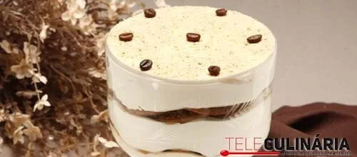 Doce de natas com café