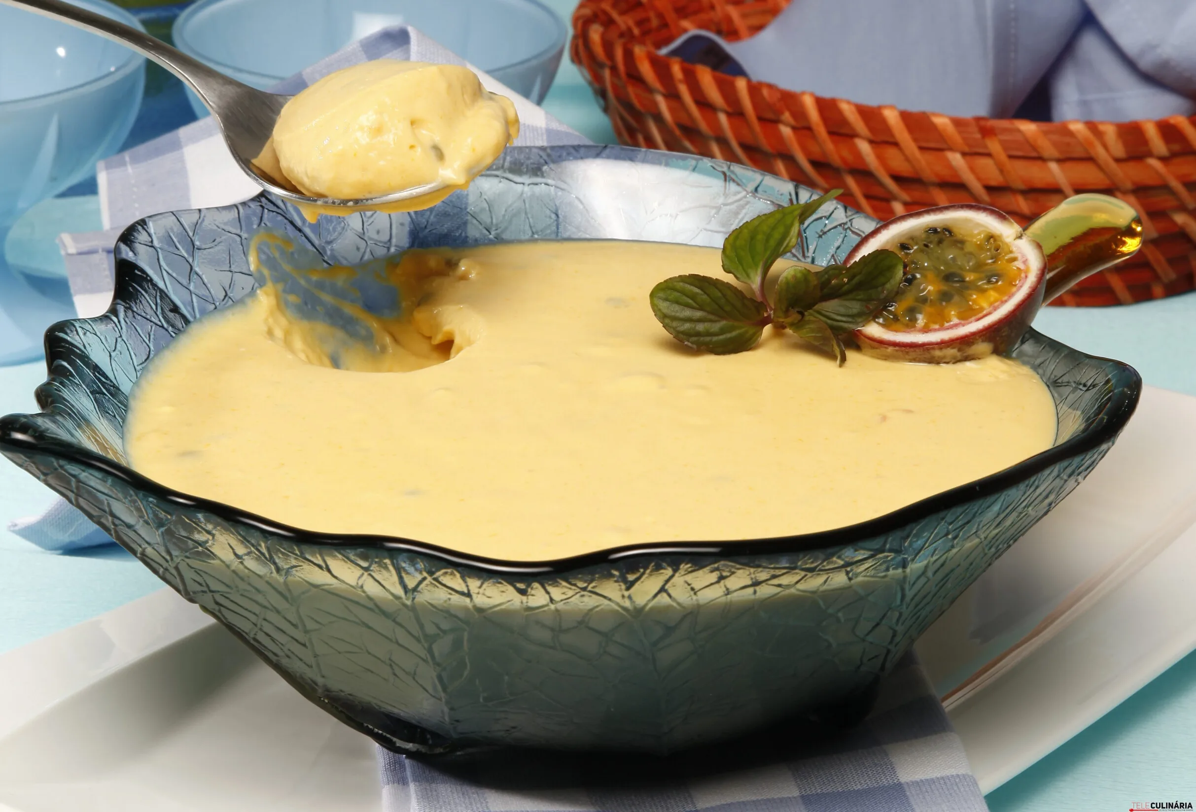 Mousse de manga e maracujá