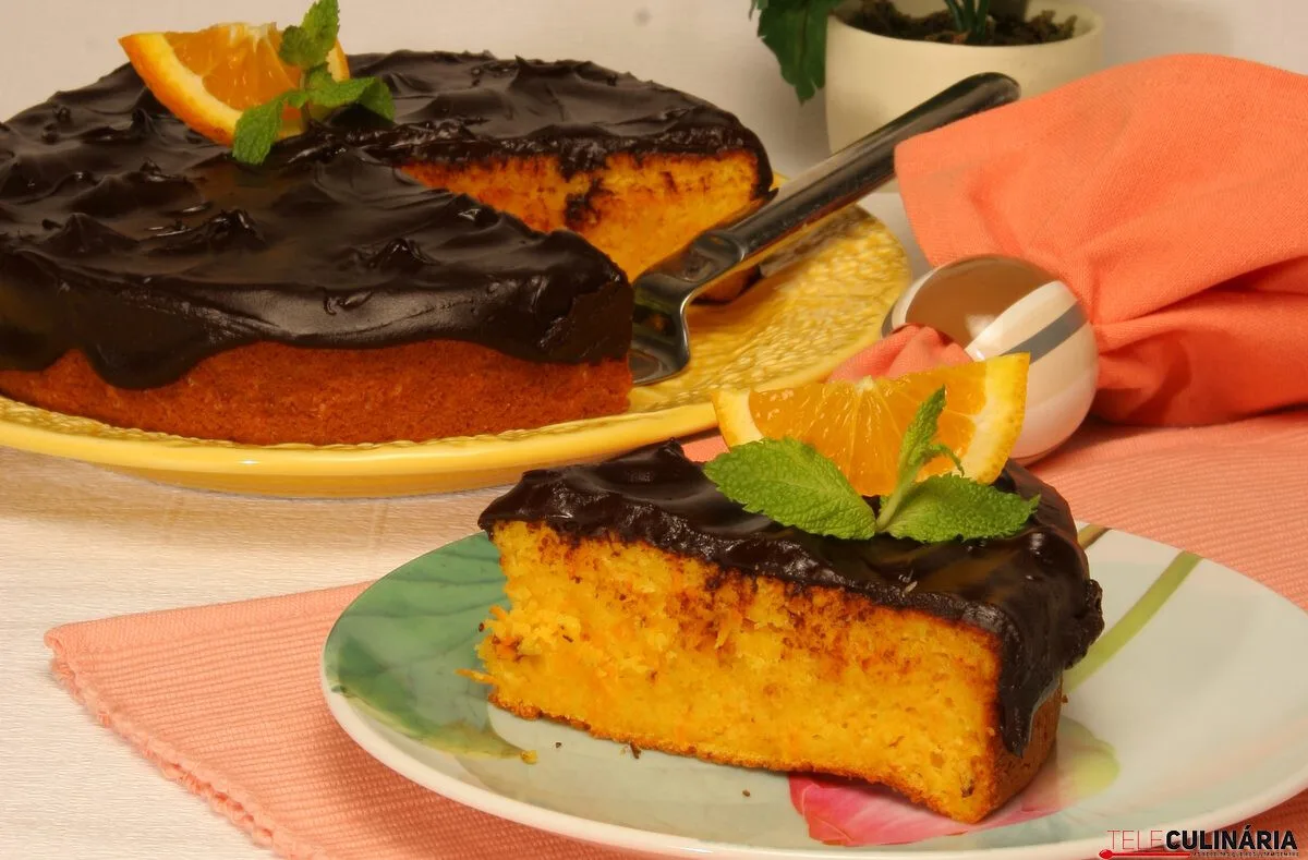Bolo de laranja e cenoura