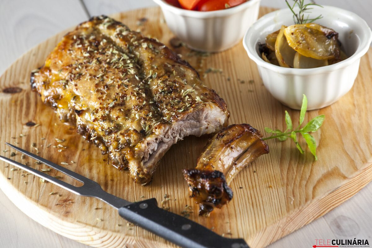 Piano de porco à Ti António