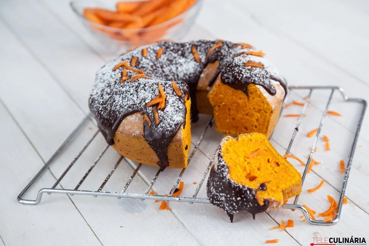 Receita de bolo de cenoura com chocolate