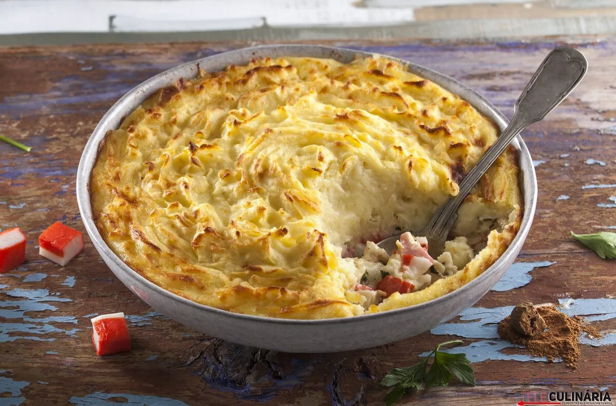 Receita de empadão de peixe com delícias do mar