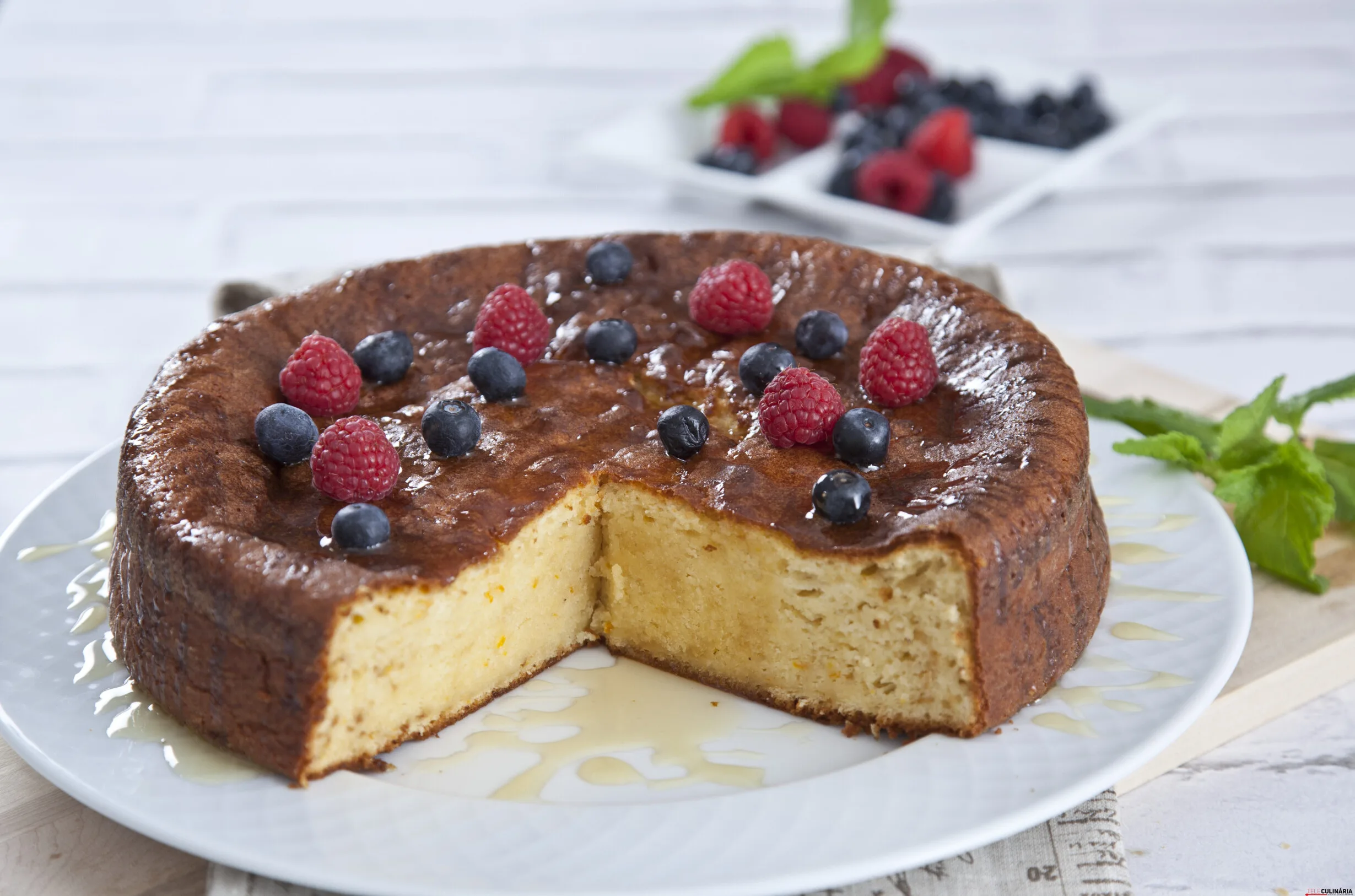 Bolo de mel e iogurte