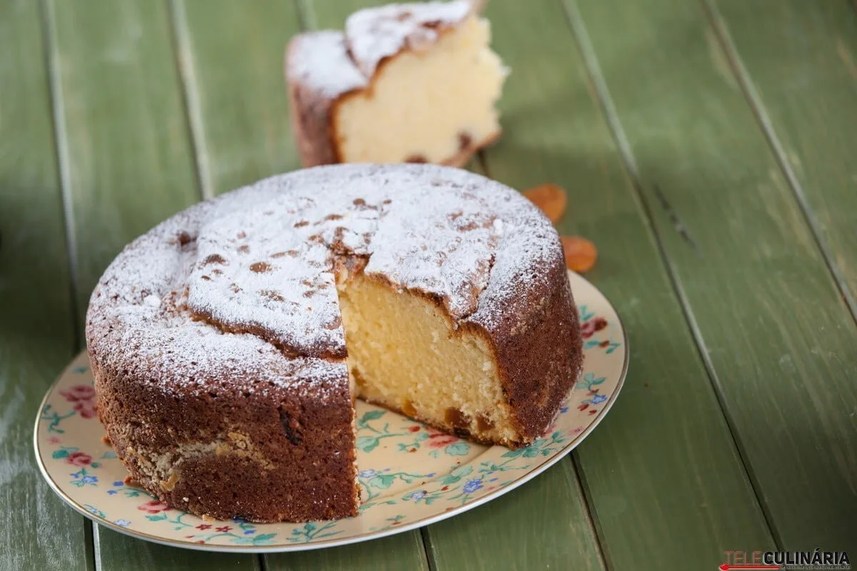 Bolo de alperce e iogurte