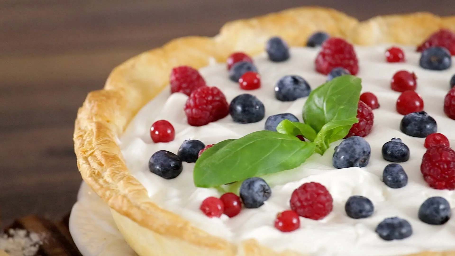 Tarte de frutos silvestres com mascarpone