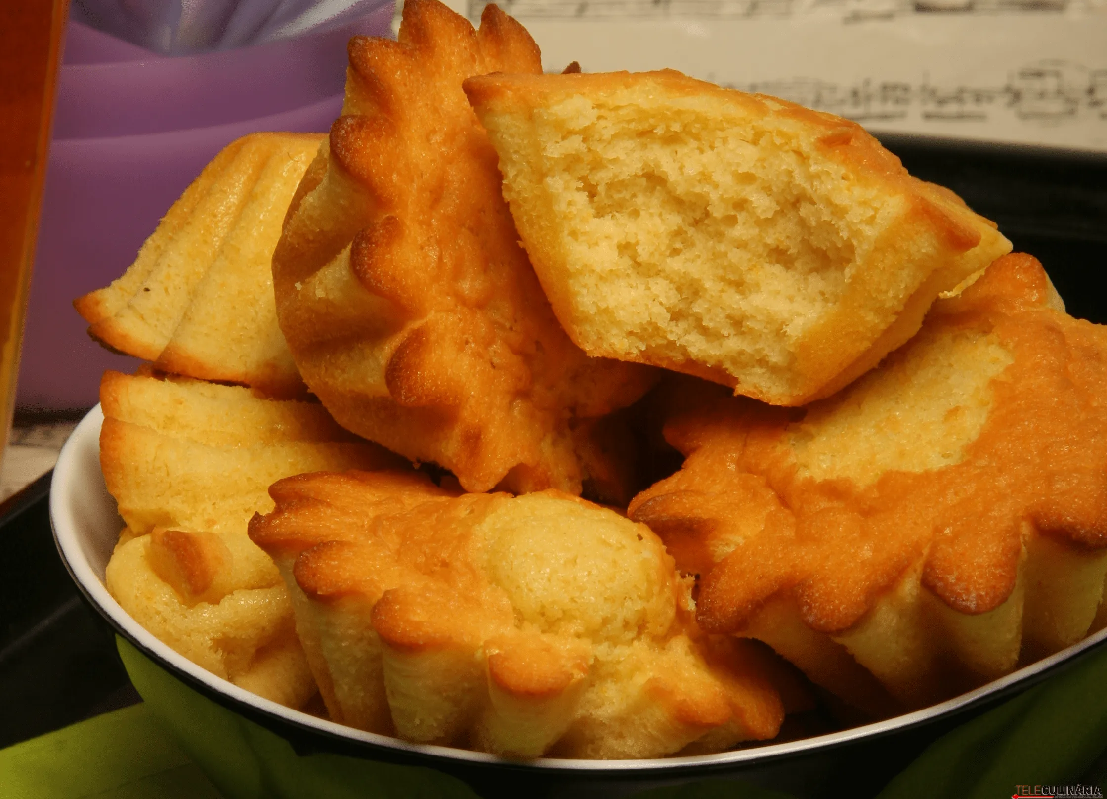 Queques de laranja saborosos