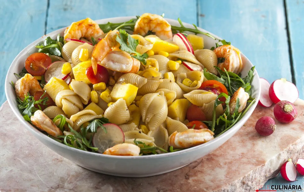 Conchinhas com manga e camarões