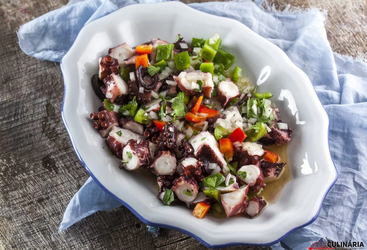 Receita de salada de polvo