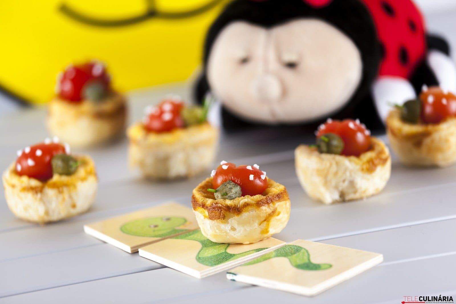 Quiches Mini de Queijo e Fiambre 