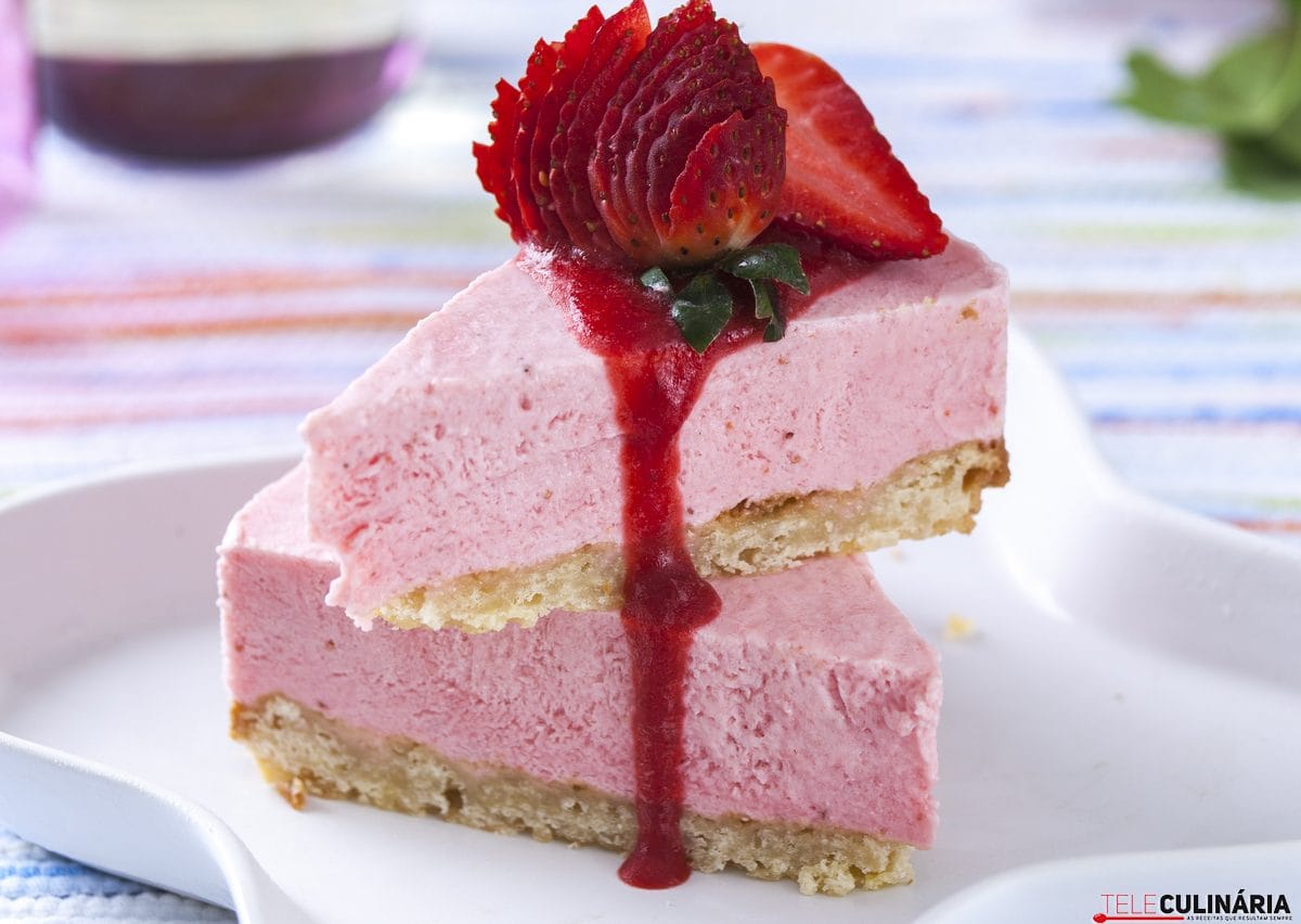 Tarte de iogurte e morango