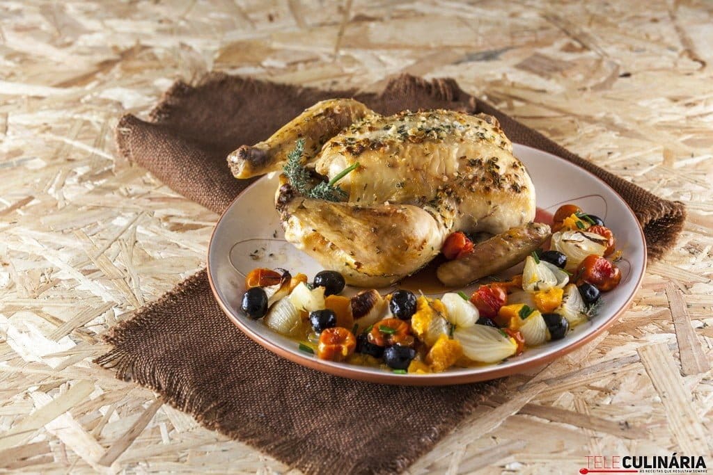 Frango do campo assado com tomate CHPS-9