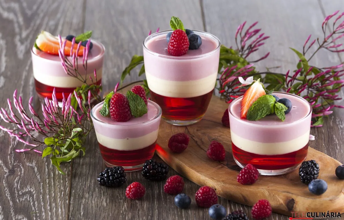 Gelatina com leite condensado