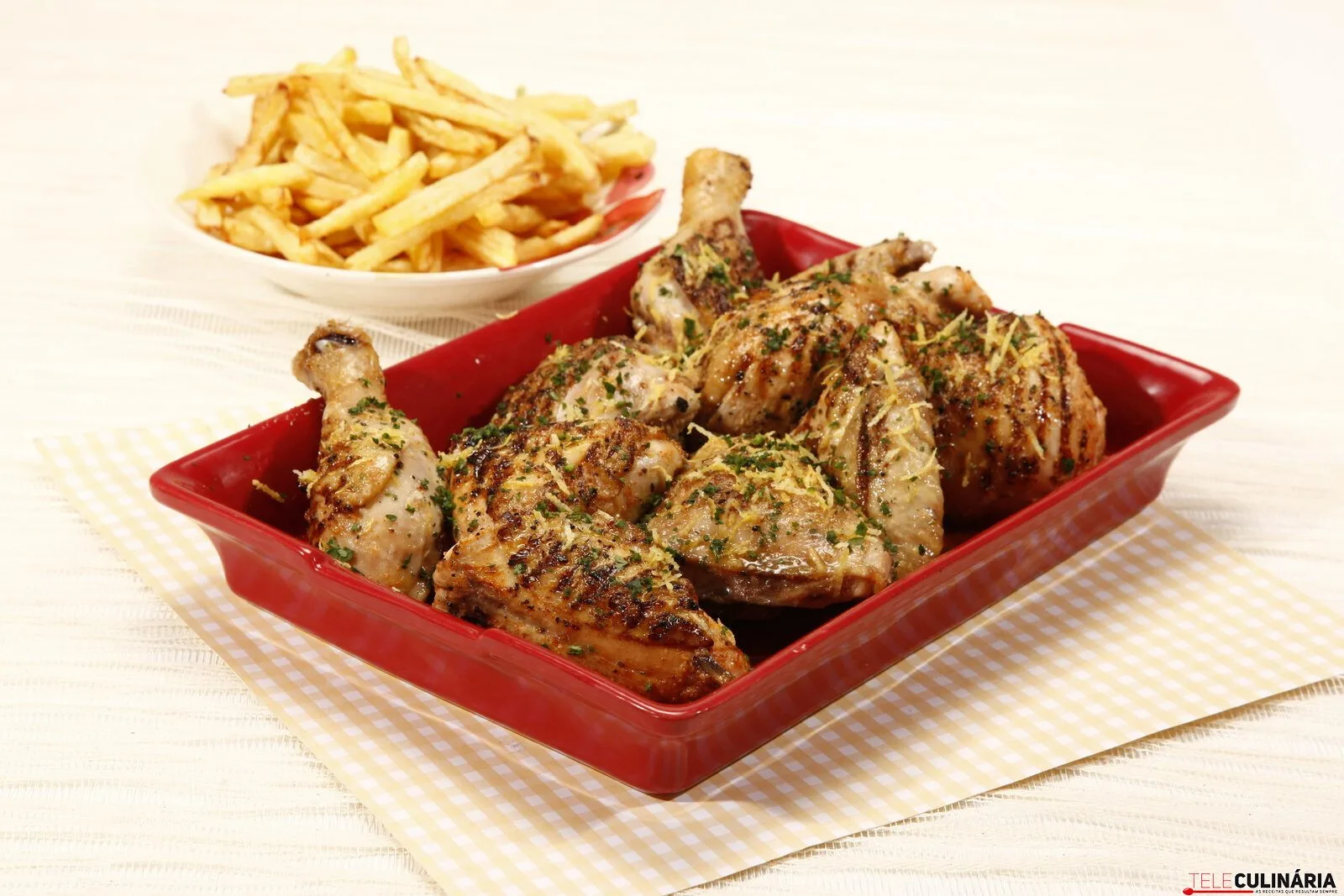 Frango grelhado com marinada de limão