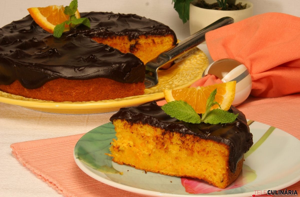Bolo de laranja e cenoura