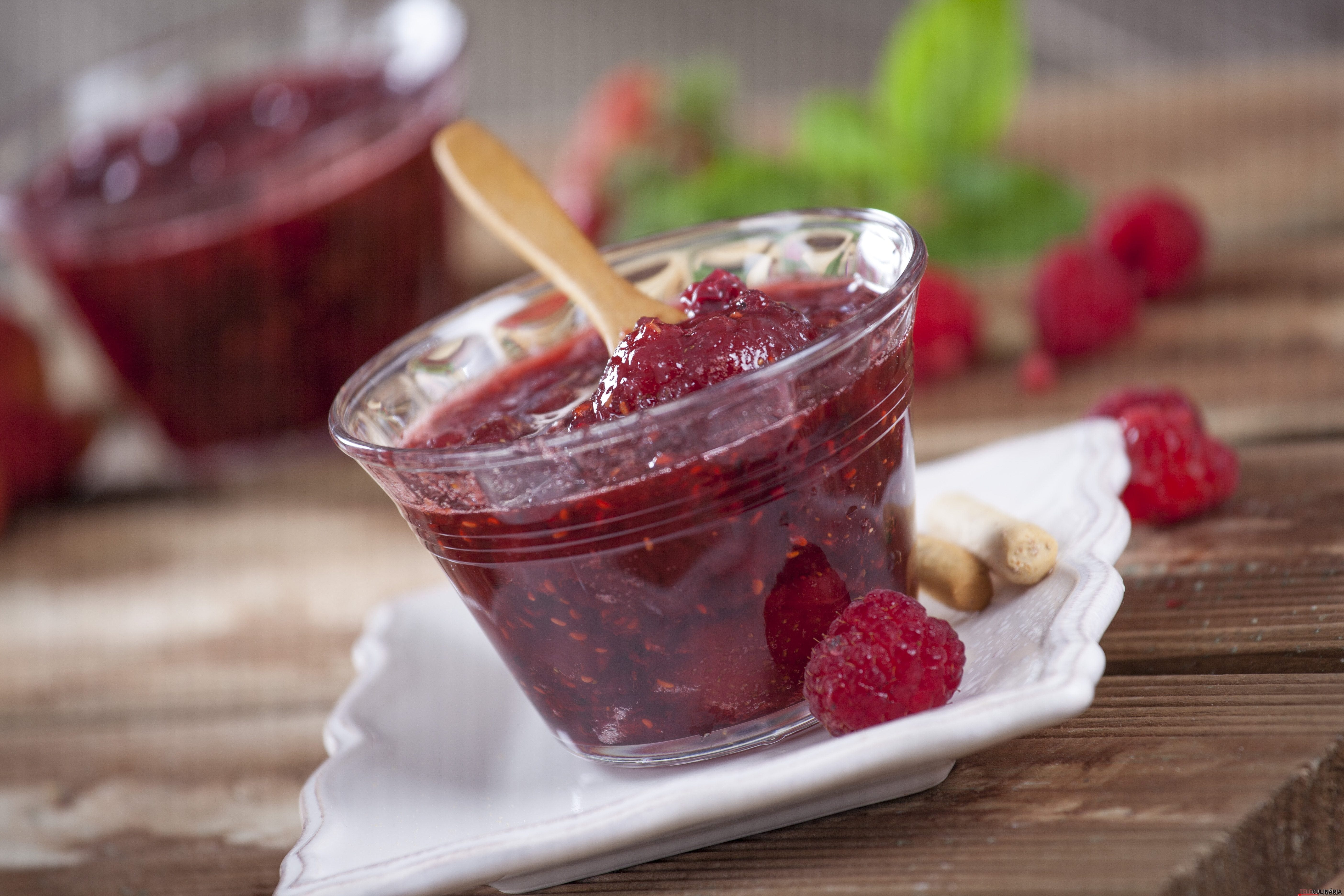Doce de frutos vermelhos macerados