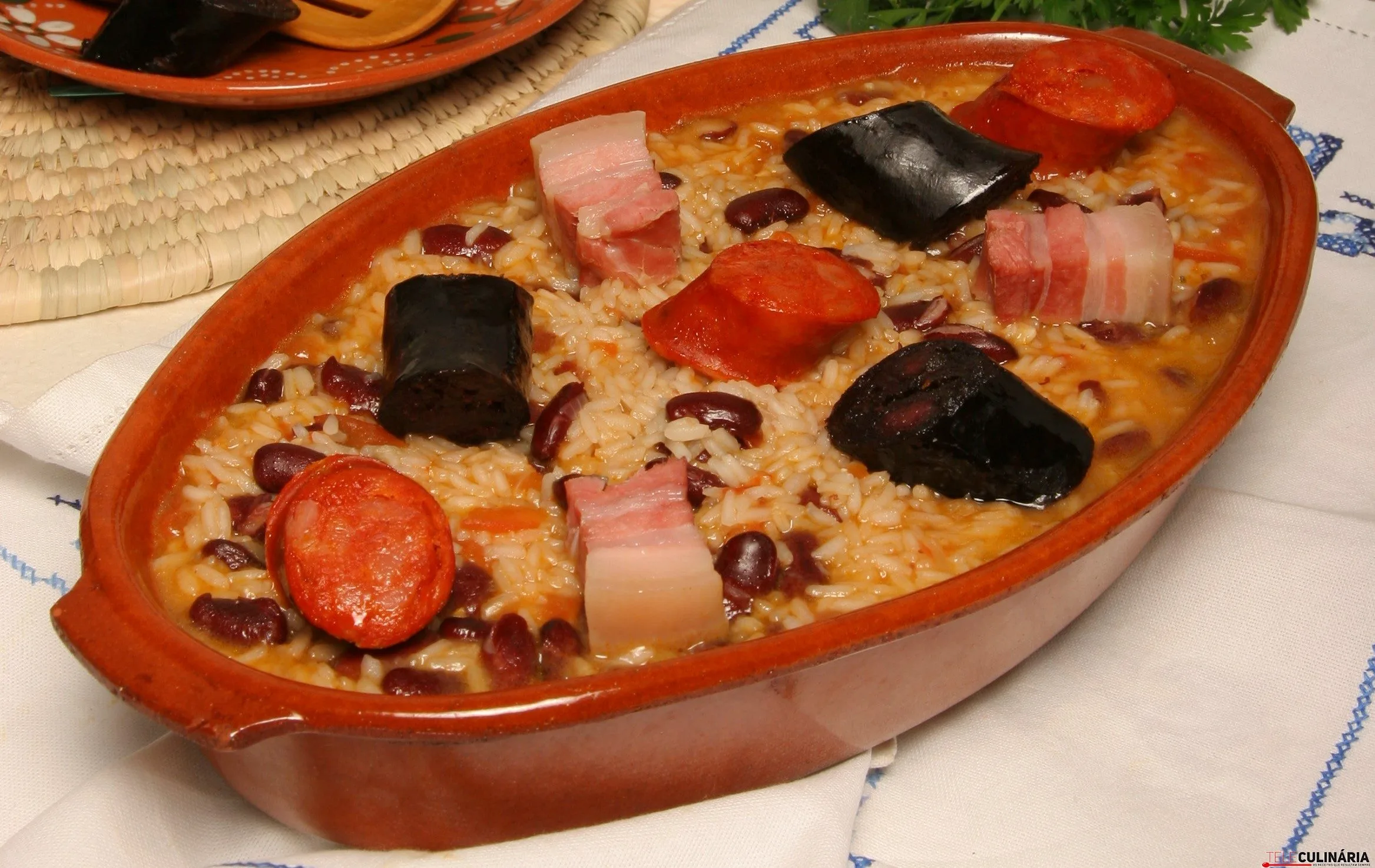 arroz de feijão com enchidos