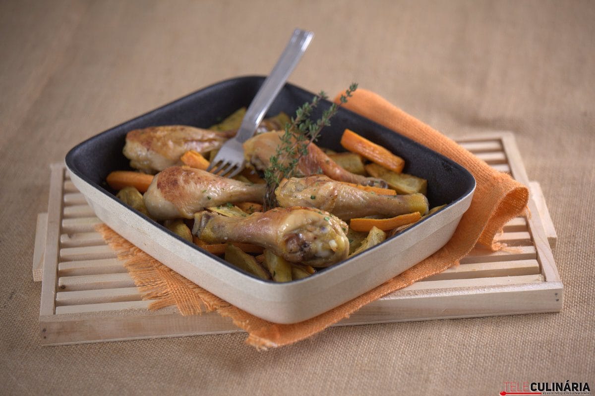 Perninhas de Frango no Forno com Batata Doce