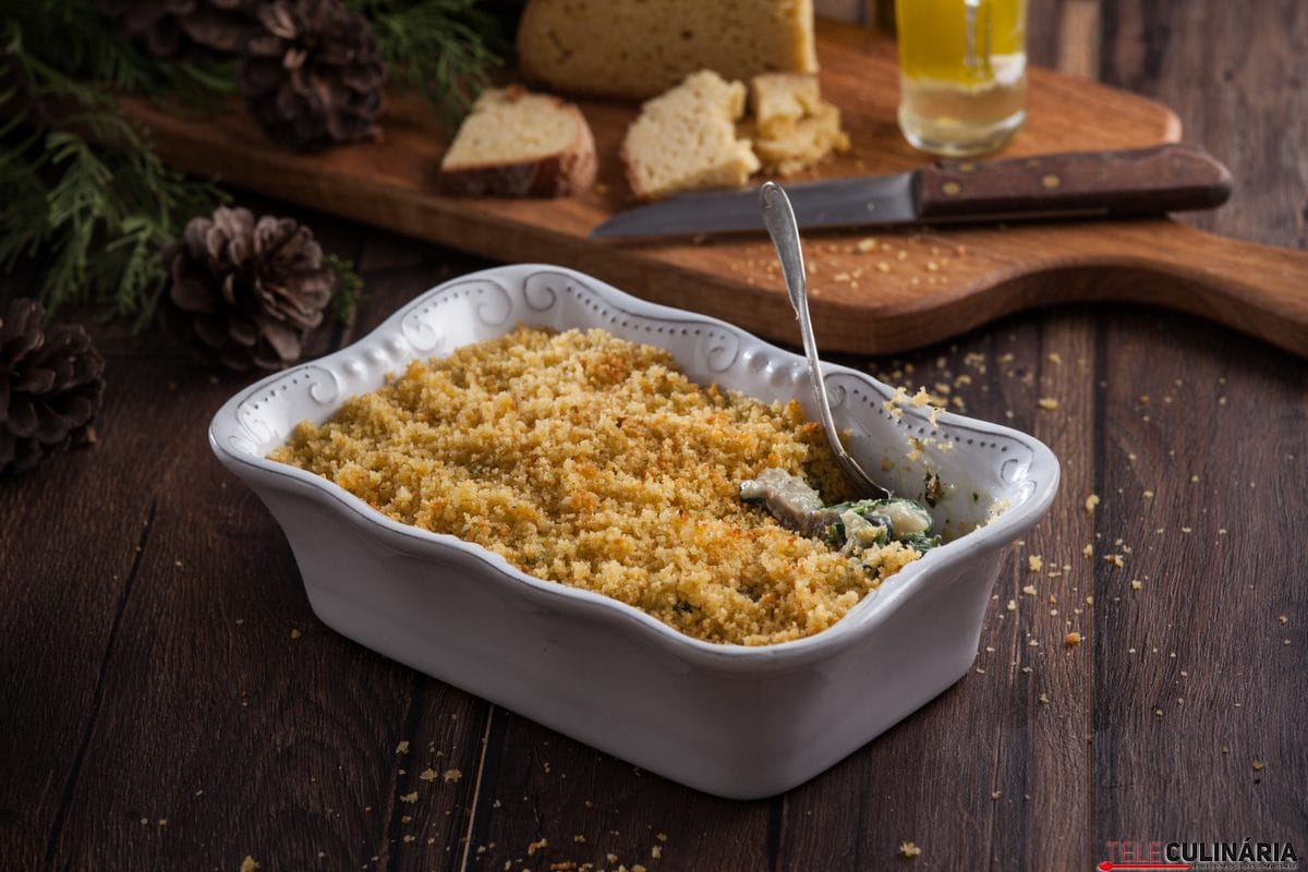Bacalhau com migas de broa