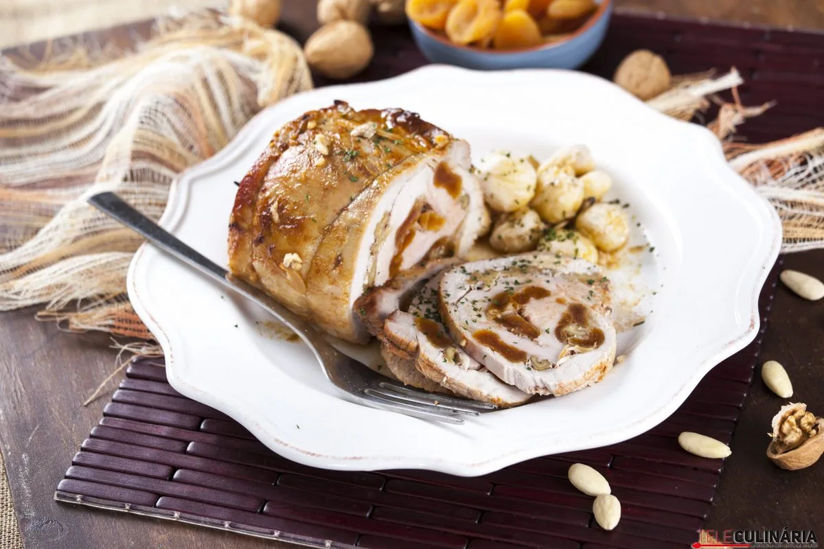 lombo de porco recheado com frutos secos