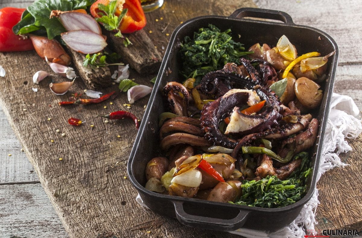 Polvo à lagareiro com vinho tinto