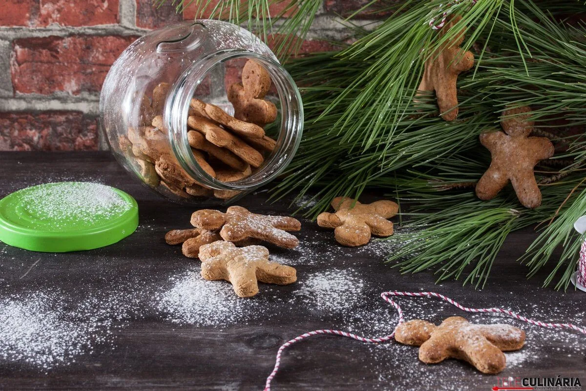 Bonecos de gengibre e canela (robot de cozinha)