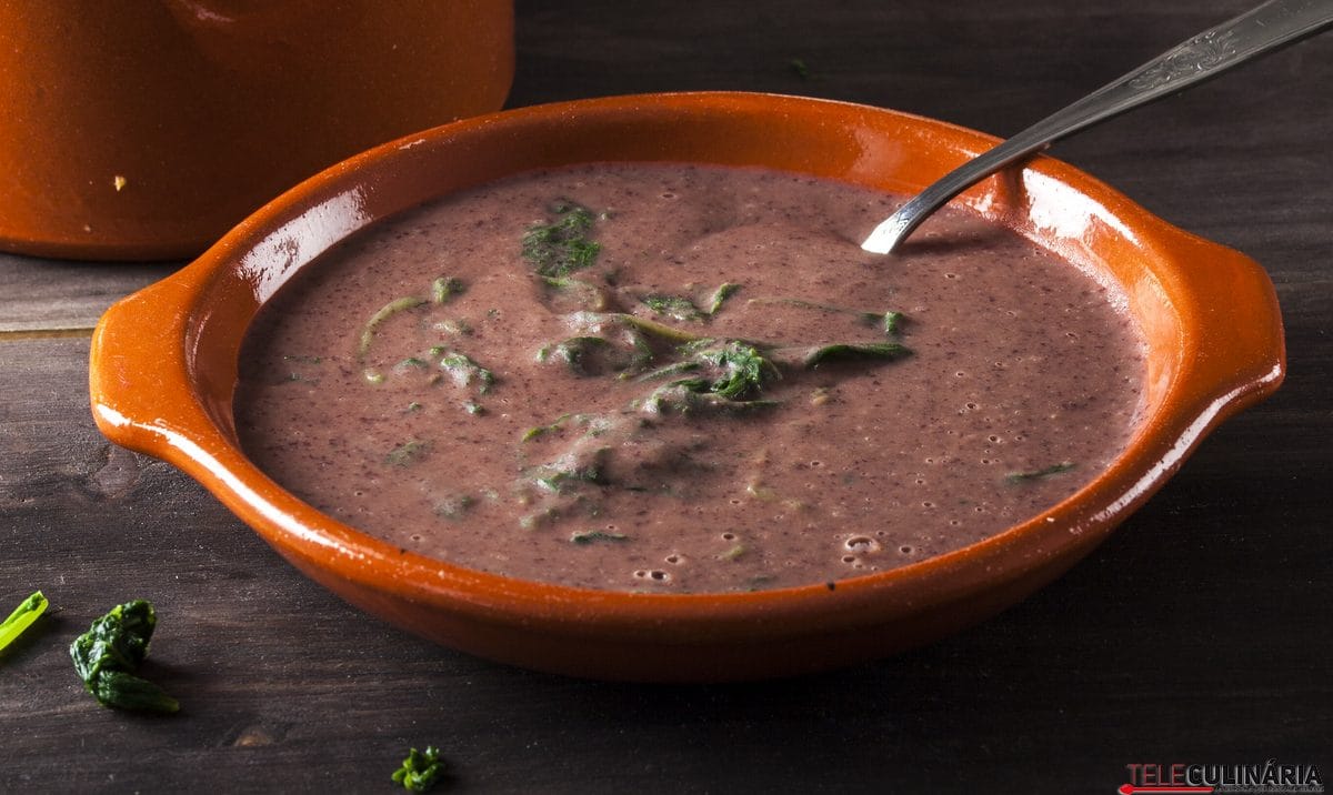 sopa de feijão