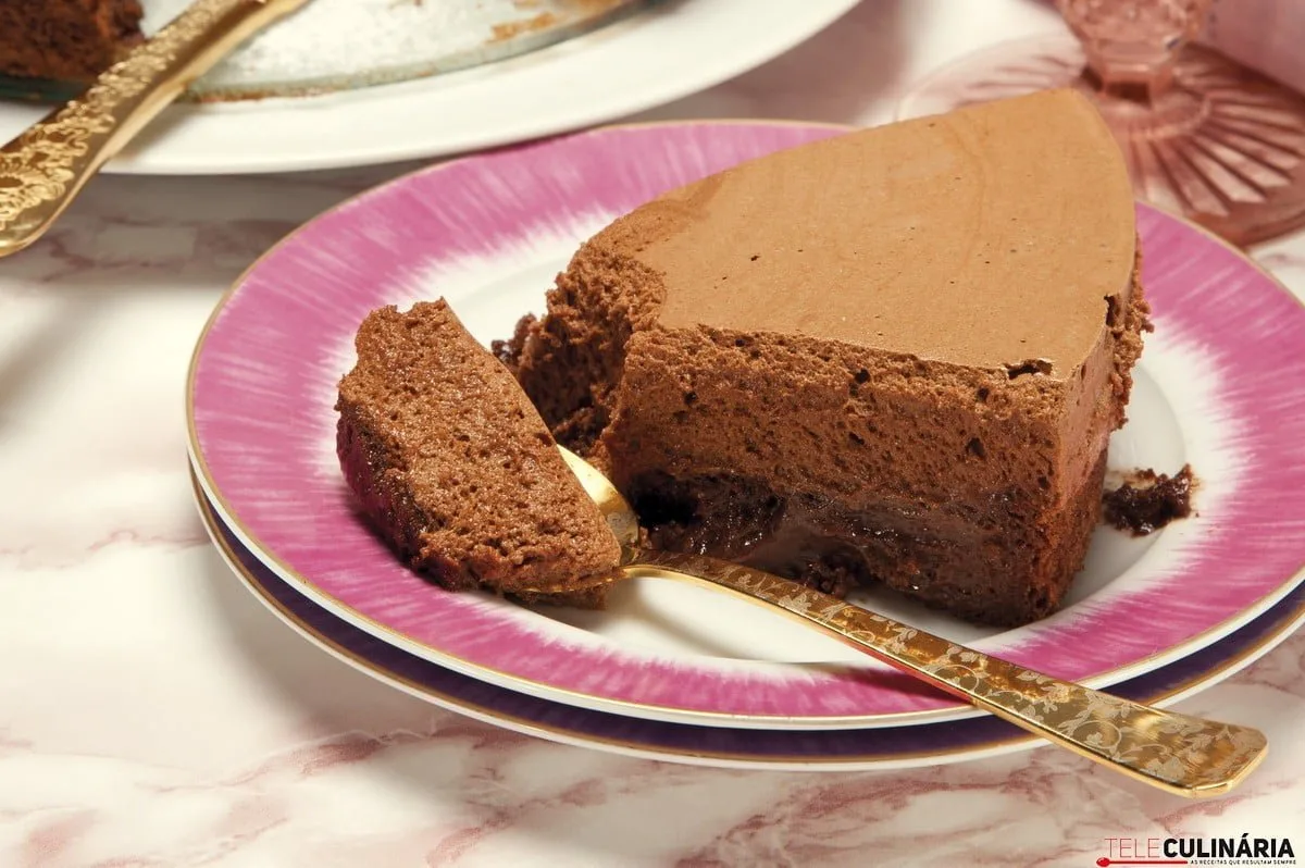 Bolo mousse de chocolate