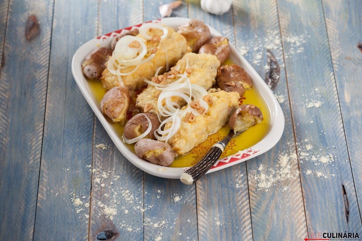 Bacalhau dourado com batata a morro CHAA (1)