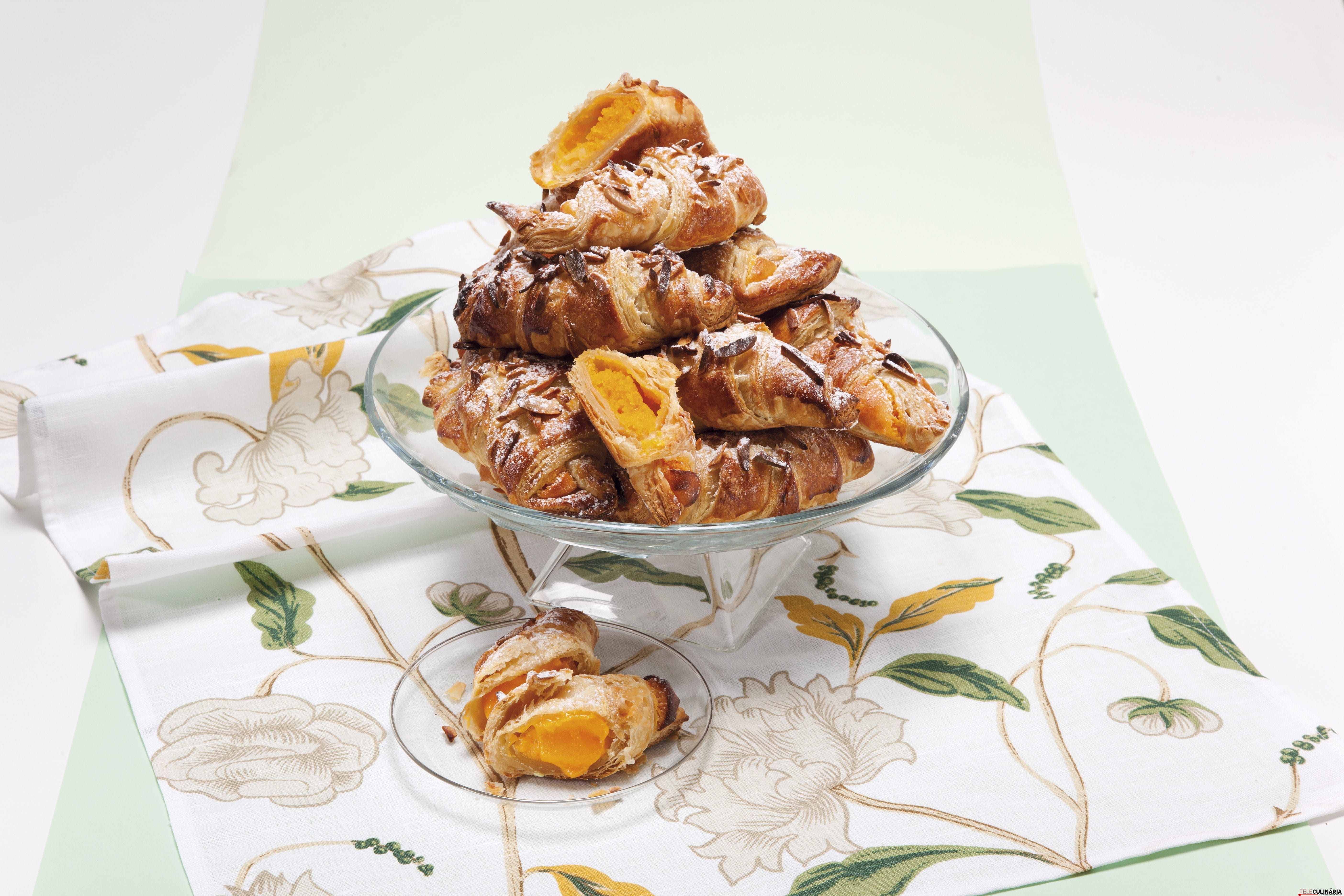 Croissant de ovos moles