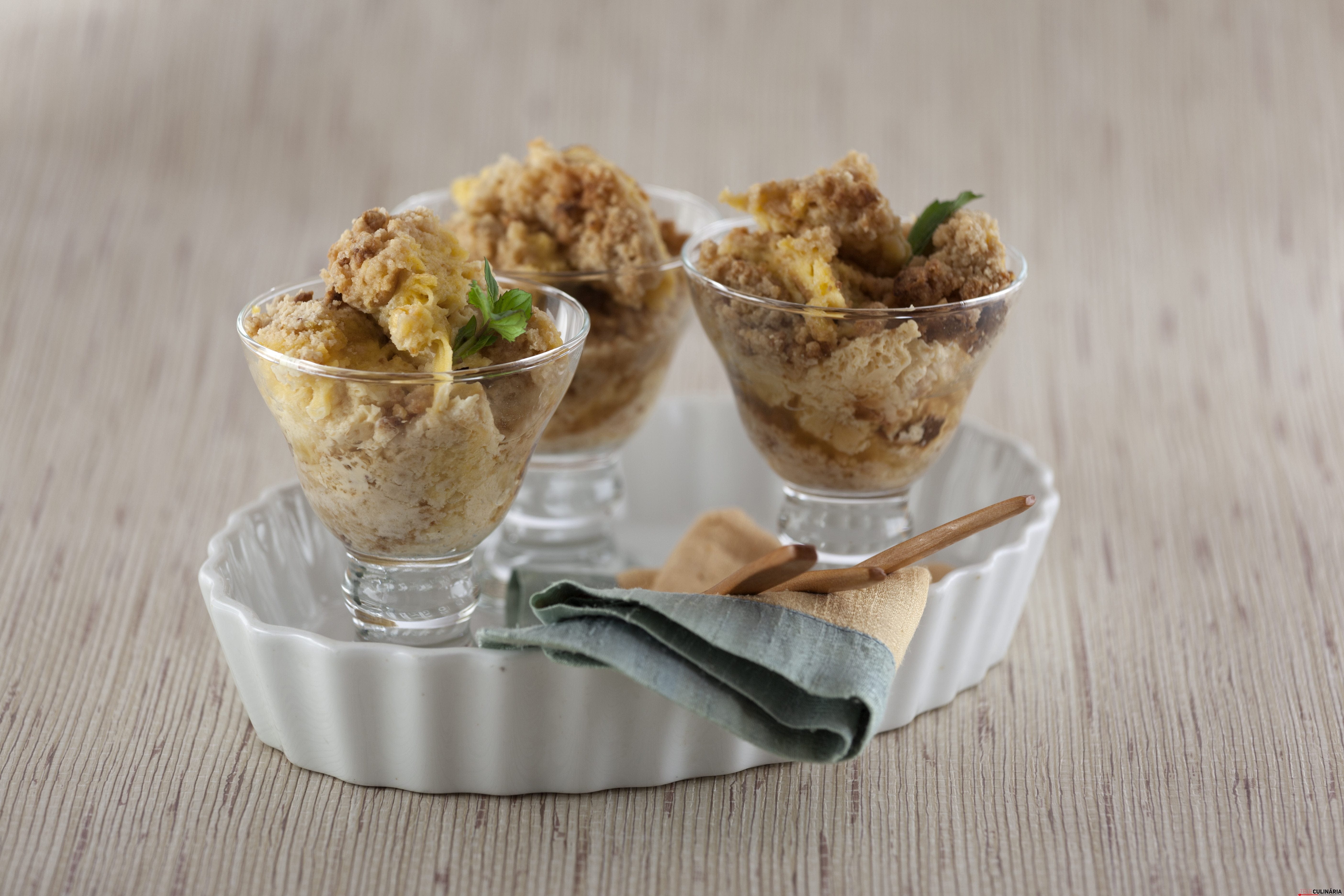 Tacinhas Doces de Croissants e Canela