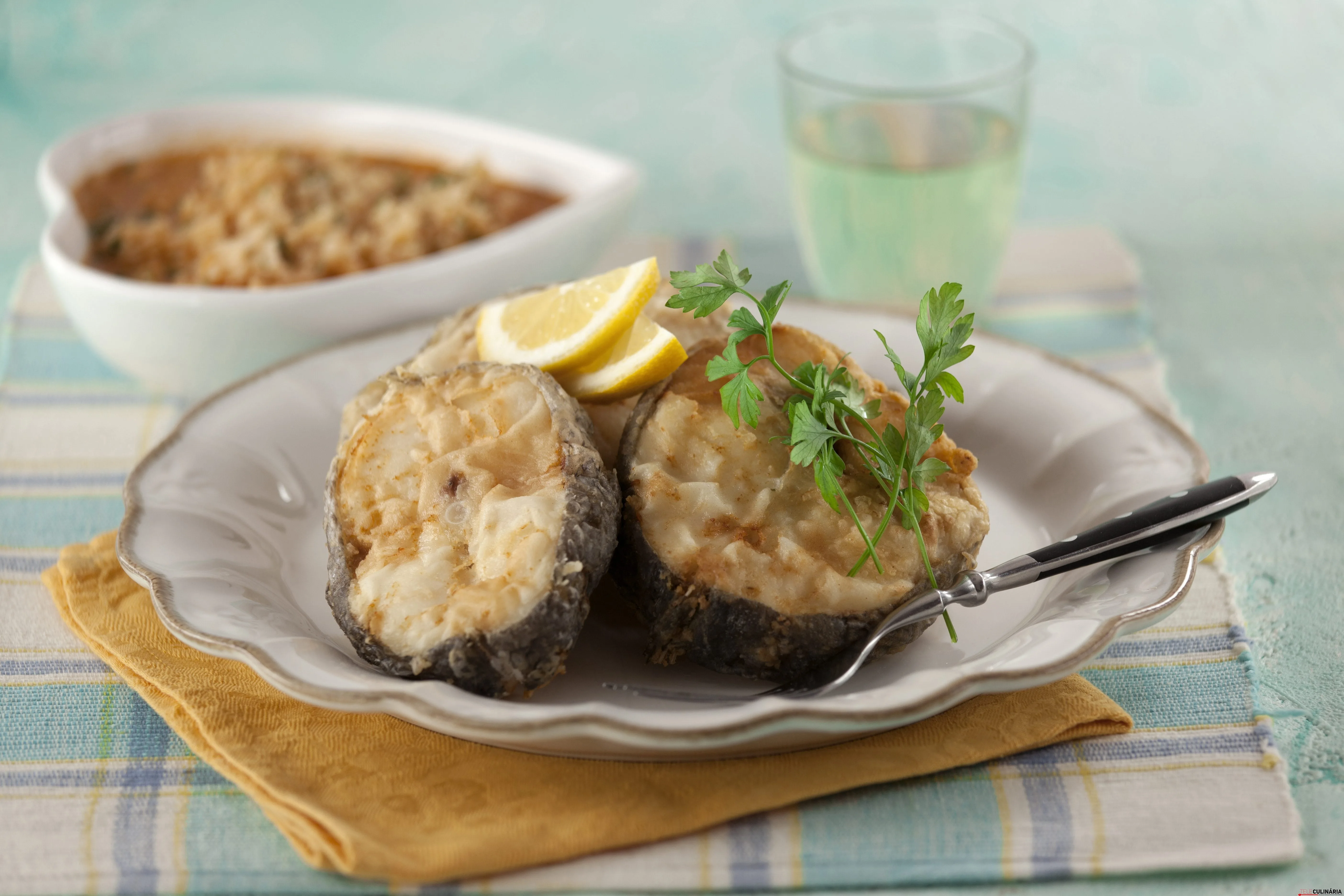 Postinhas Pescada Fritas com Arroz Tomate
