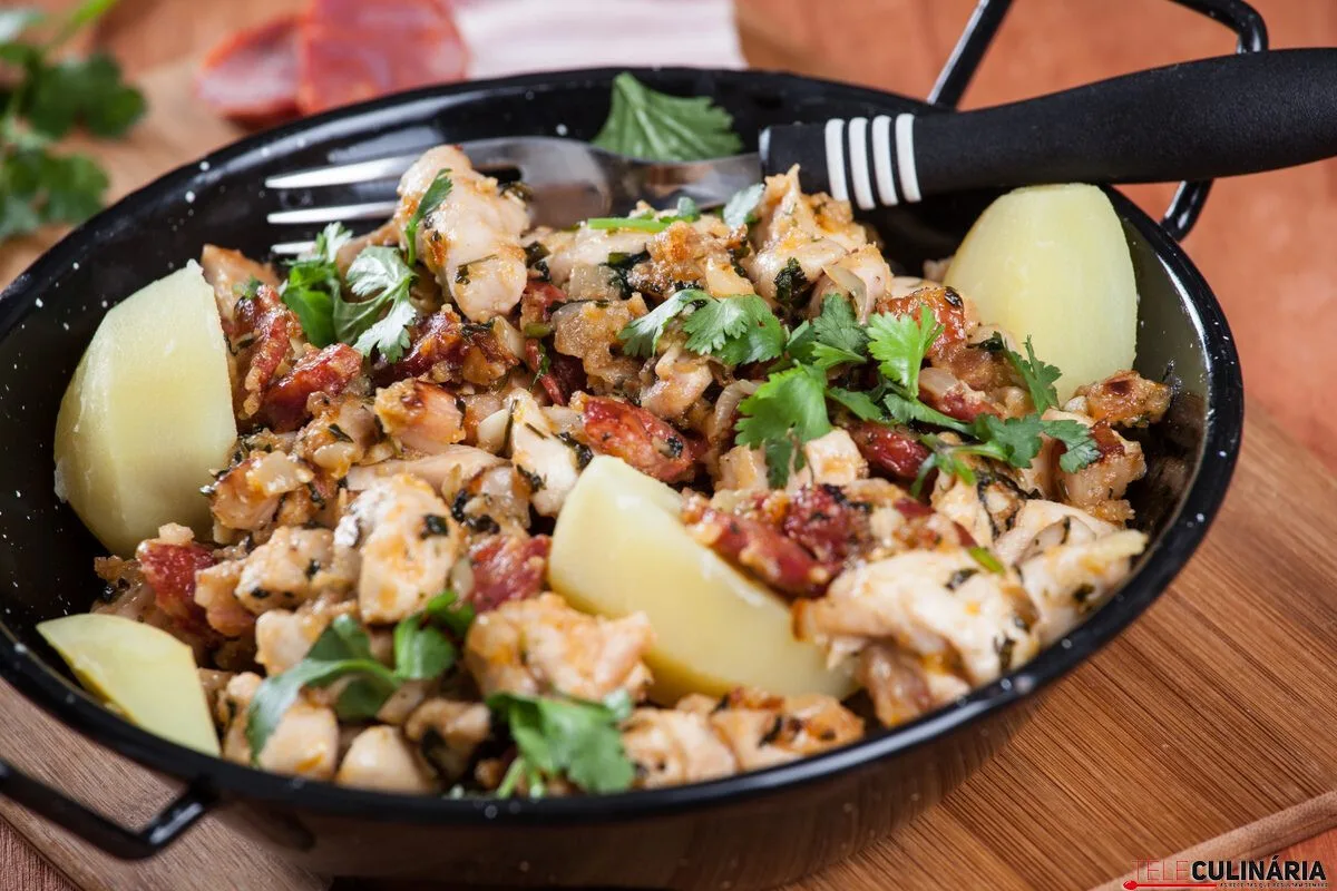 Caçarola de carnes do campo