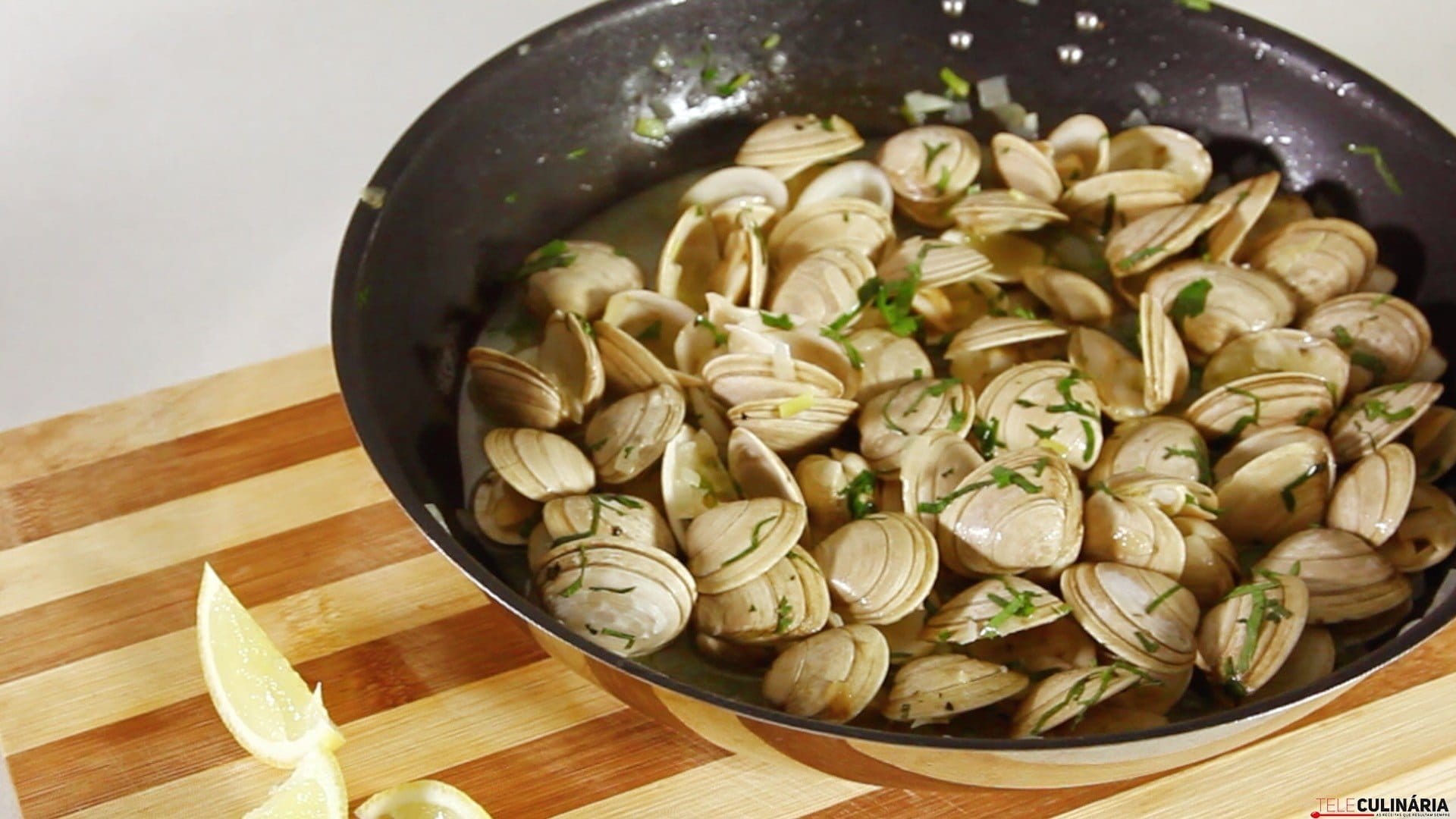 Ameijoas à Bulhão Pato