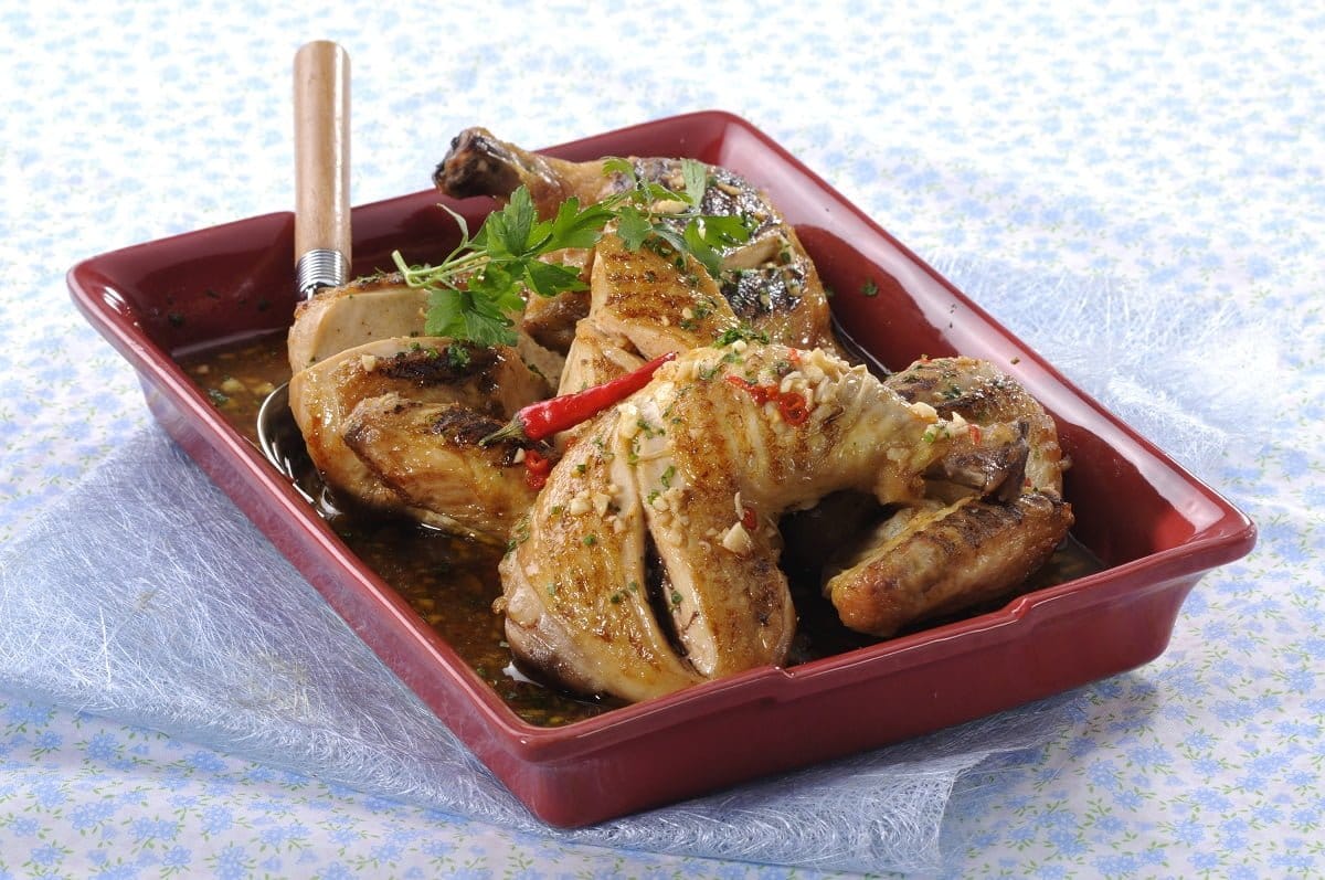 Frango no forno com molho picante