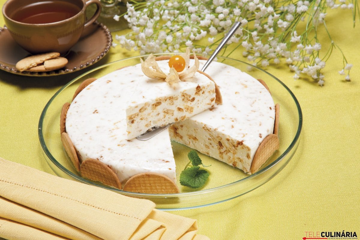 Bolo de bolacha maria