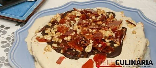 Bolo gelado crocante