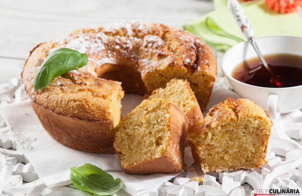 Bolo de batata-doce com coco