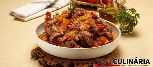 Entrecosto estufado com cerveja