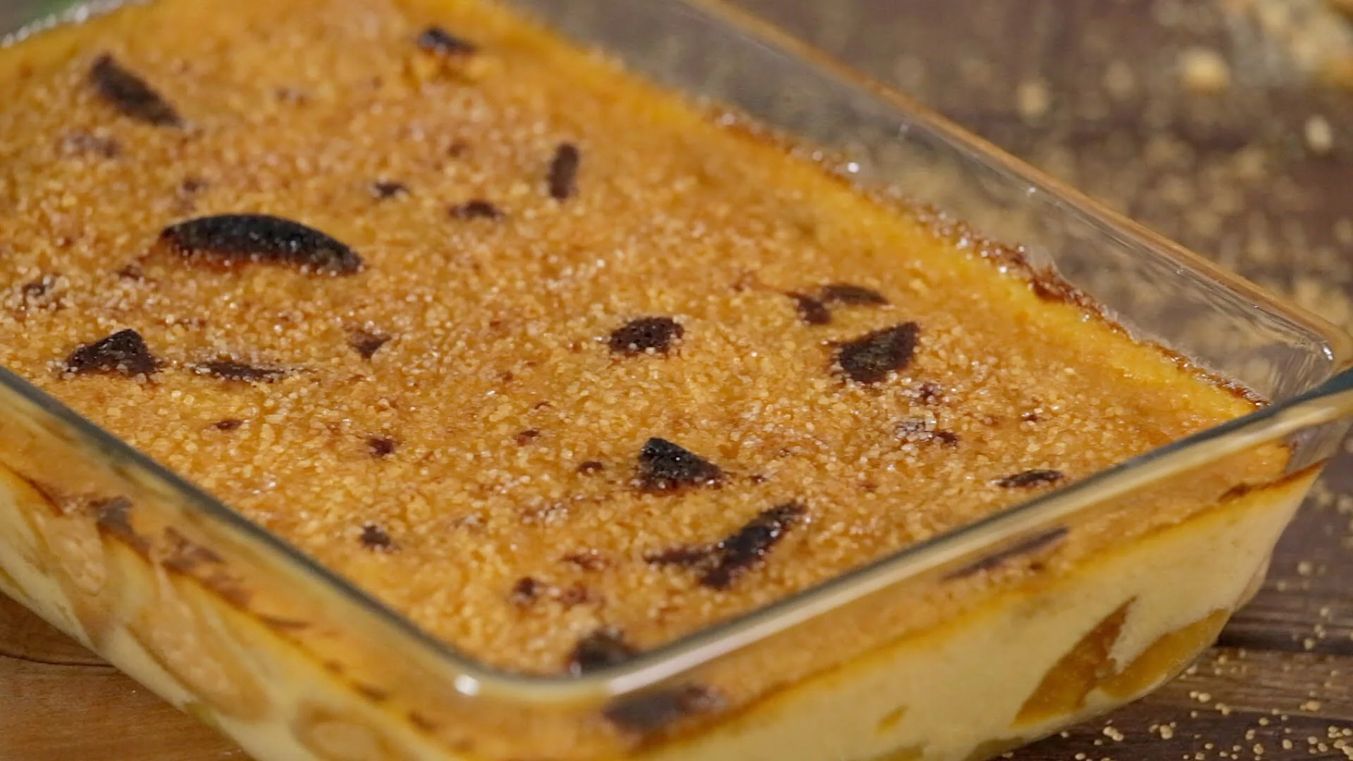 Doce de maçã com creme queimado