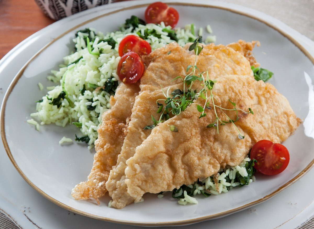 Filetes de pescada com arroz de grelos