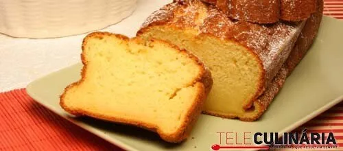 Bolo de iogurte fácil