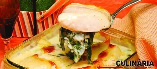 Pescada no forno com espinafres