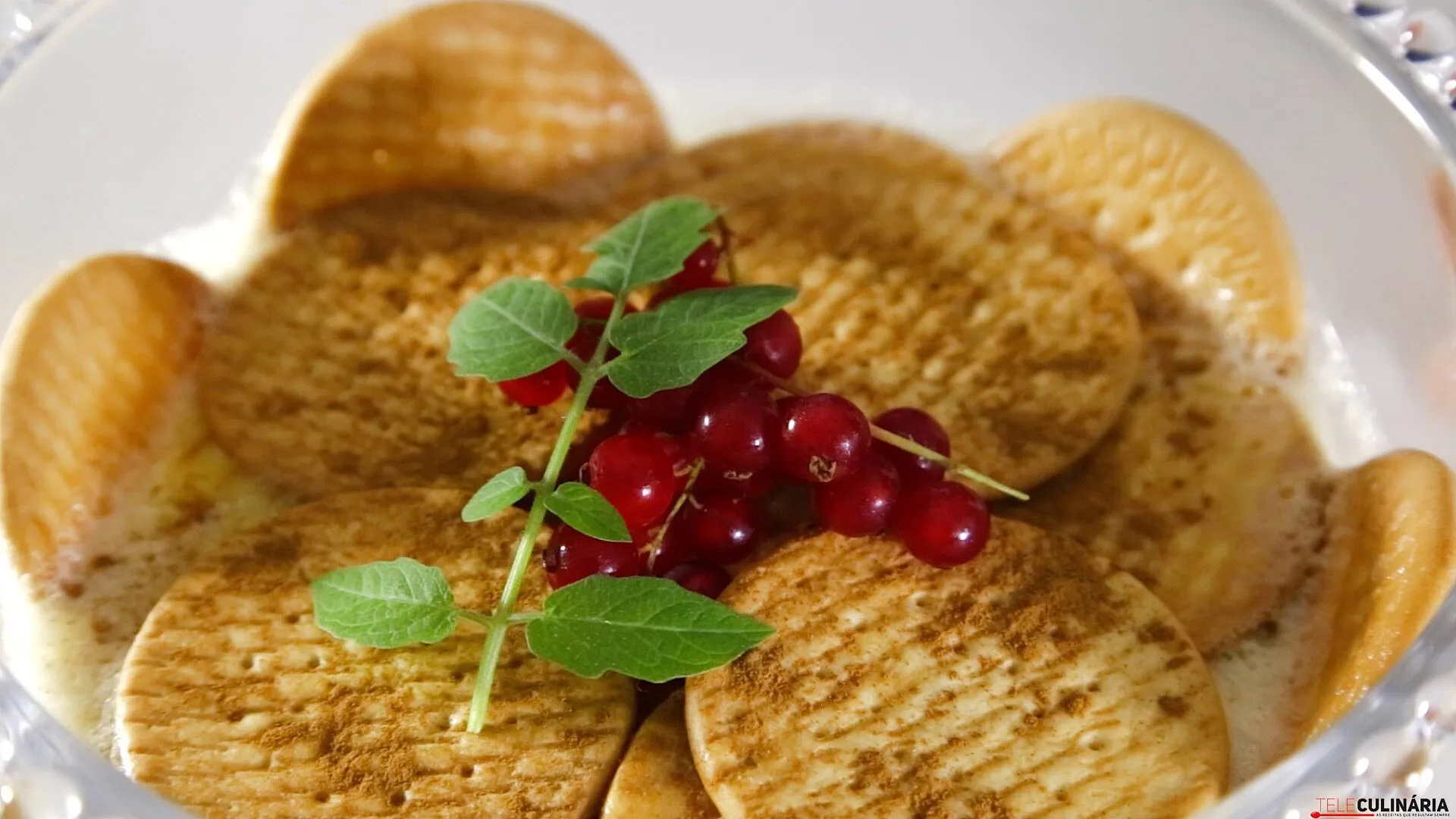 Delícia de bolacha com leite condensado