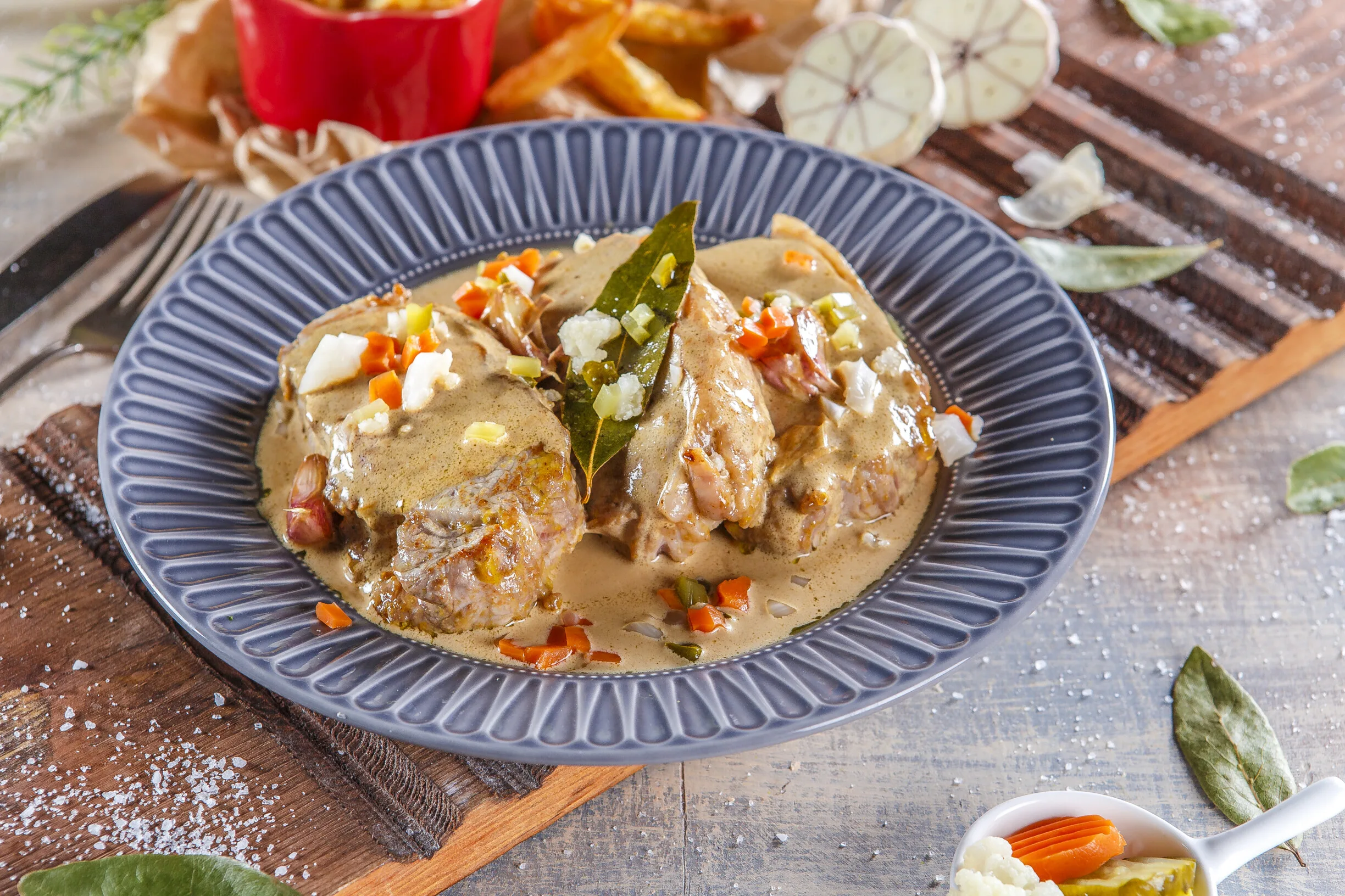 Bifes de vaca com molho especial Bifes de vaca com molho especial