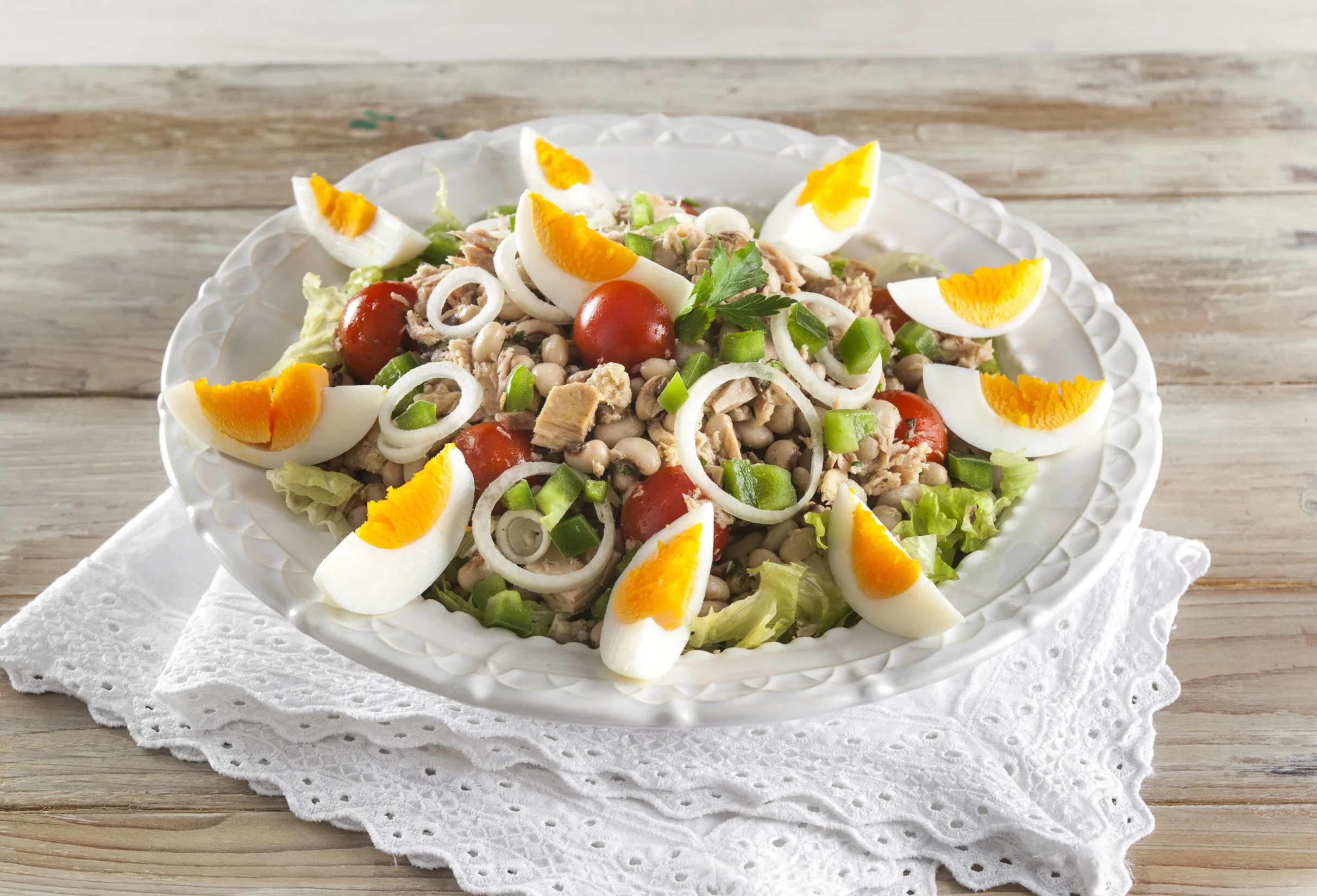 Salada de atum com feijão-frade