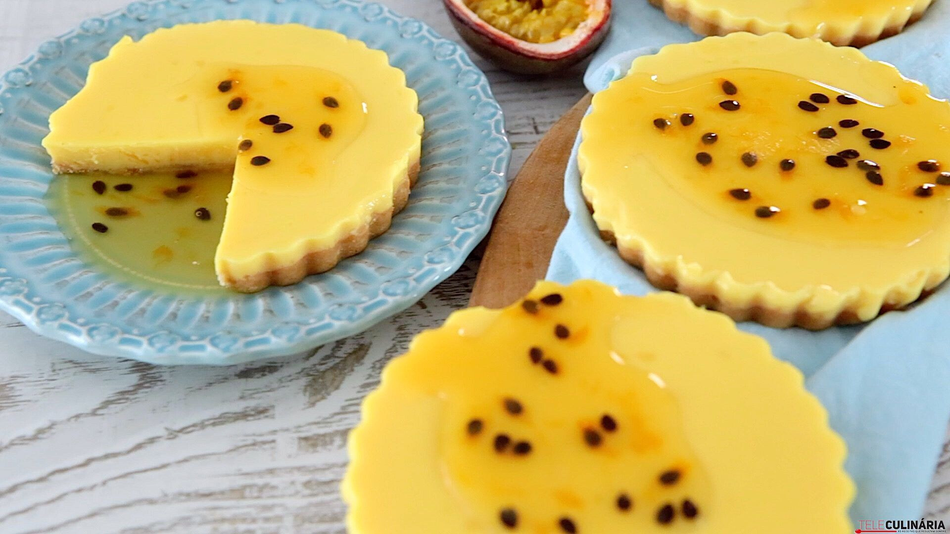 Tarteletes de Pêssego e Maracujá – Condi