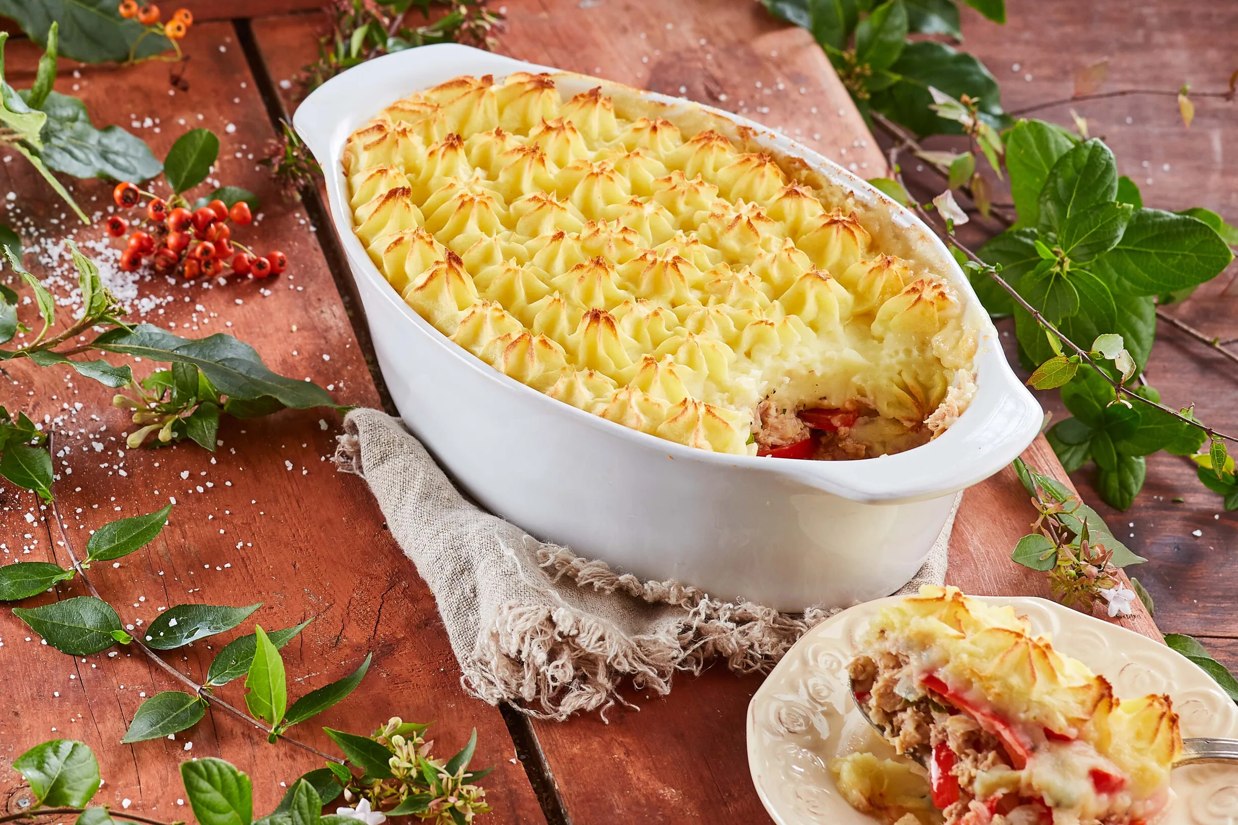 Travessa de empadão de atum