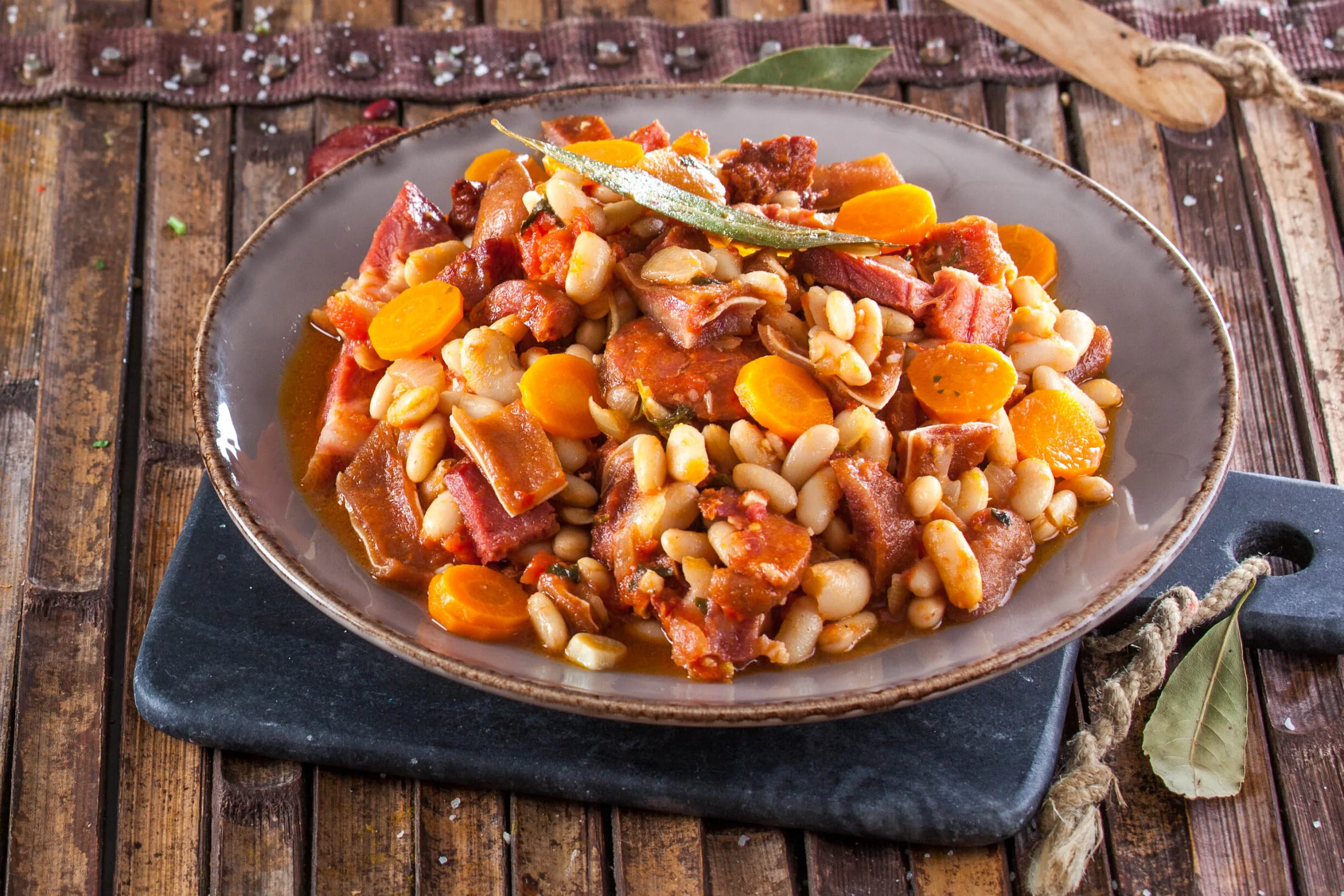 Receita fácil de Feijoada de orelheira