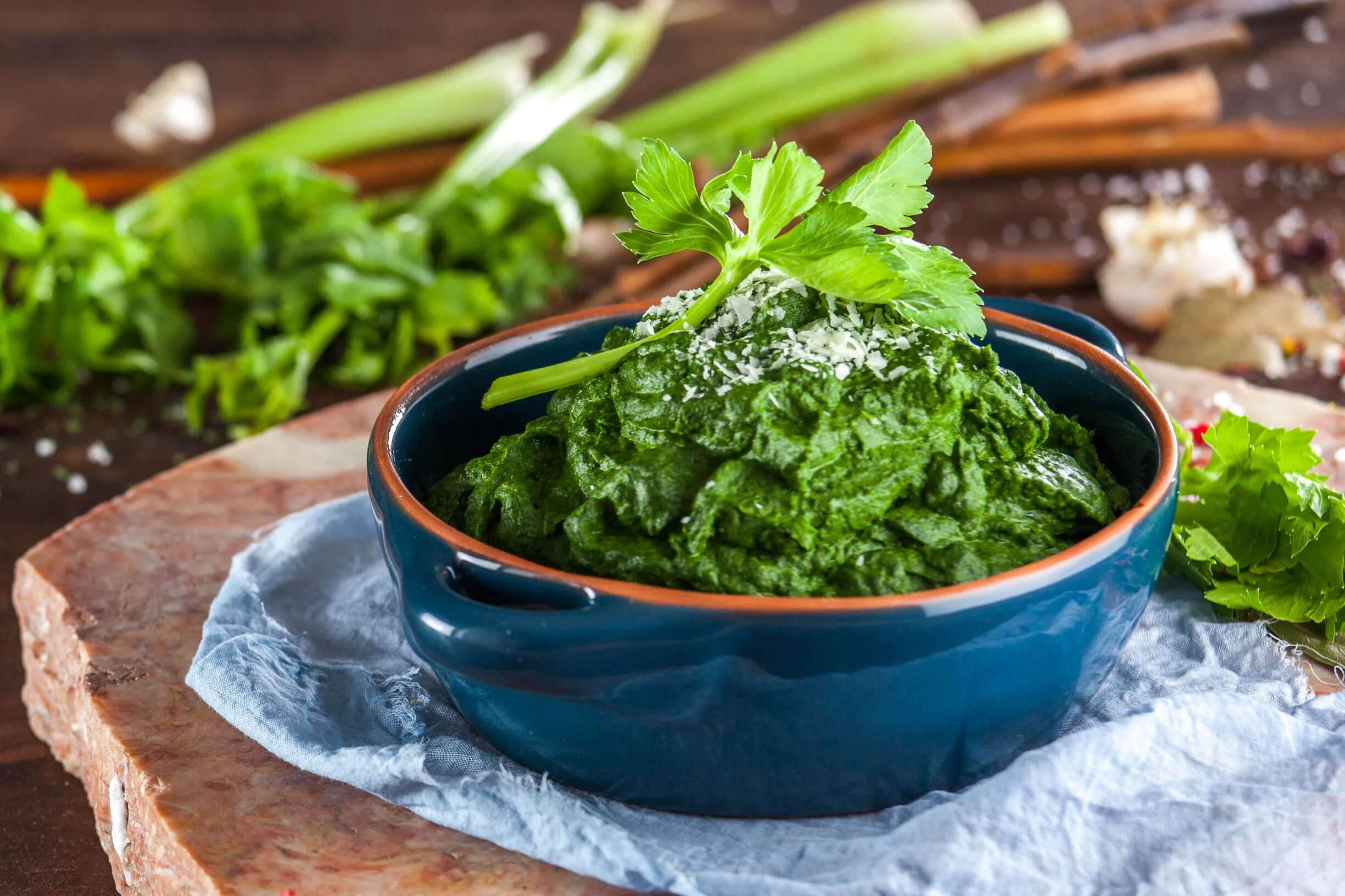 Puré de espinafres e aipo