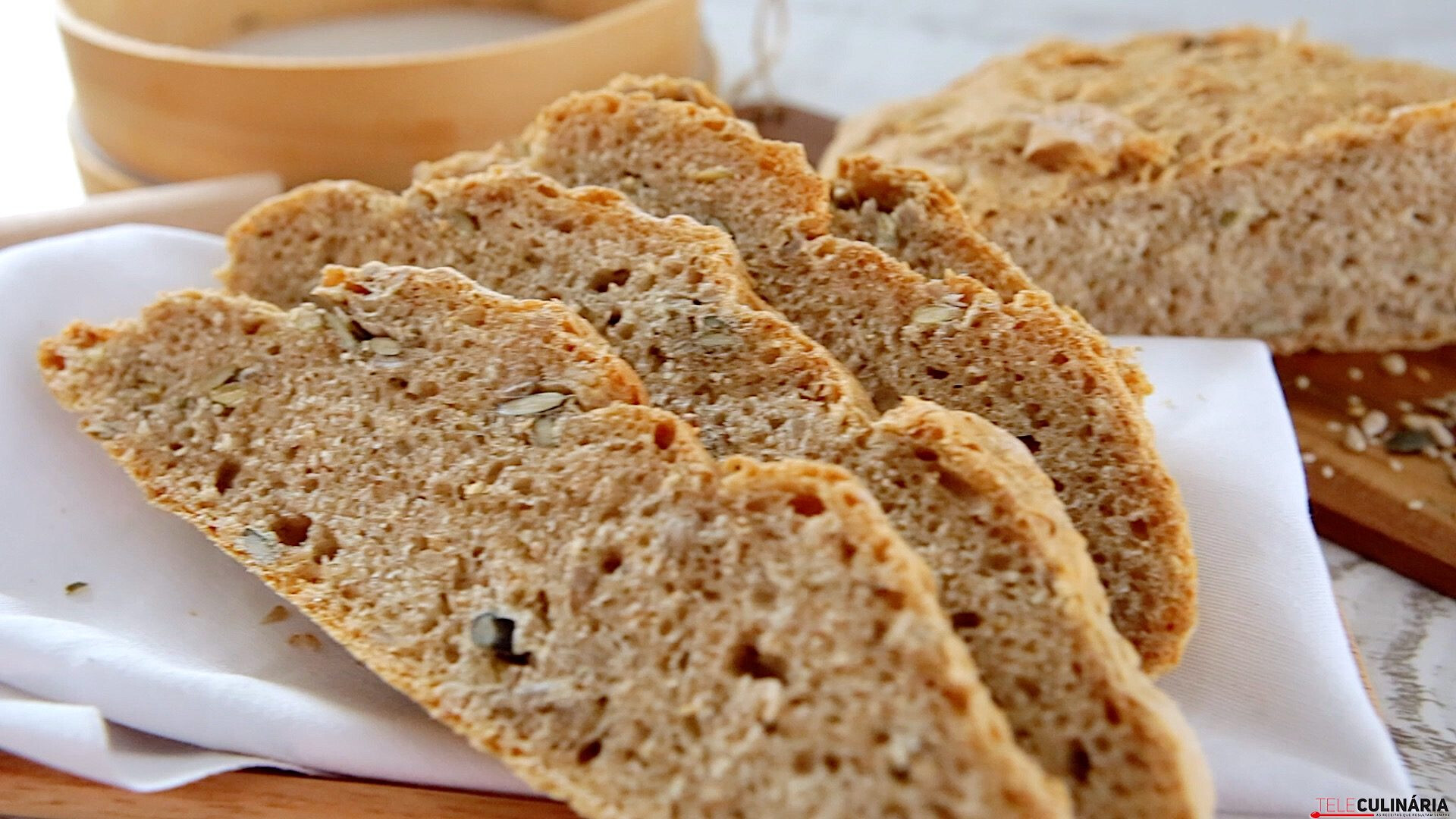 Pão de Cereais – CONDI